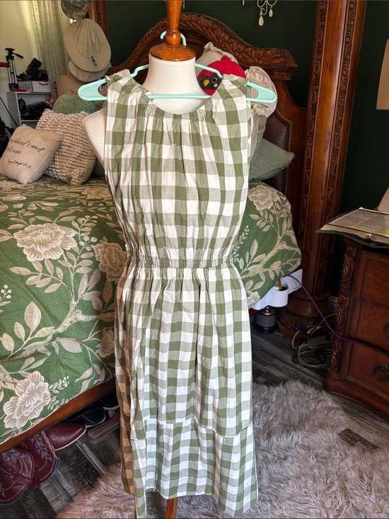 Free Assembly Dresses & Skirts - Women's Olive Green Gingham Midi Dress